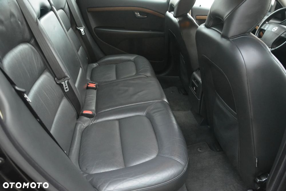 Volvo V70 - 25