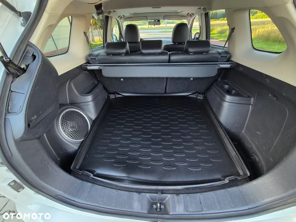 Mitsubishi Outlander 2.0 4WD Top - 39