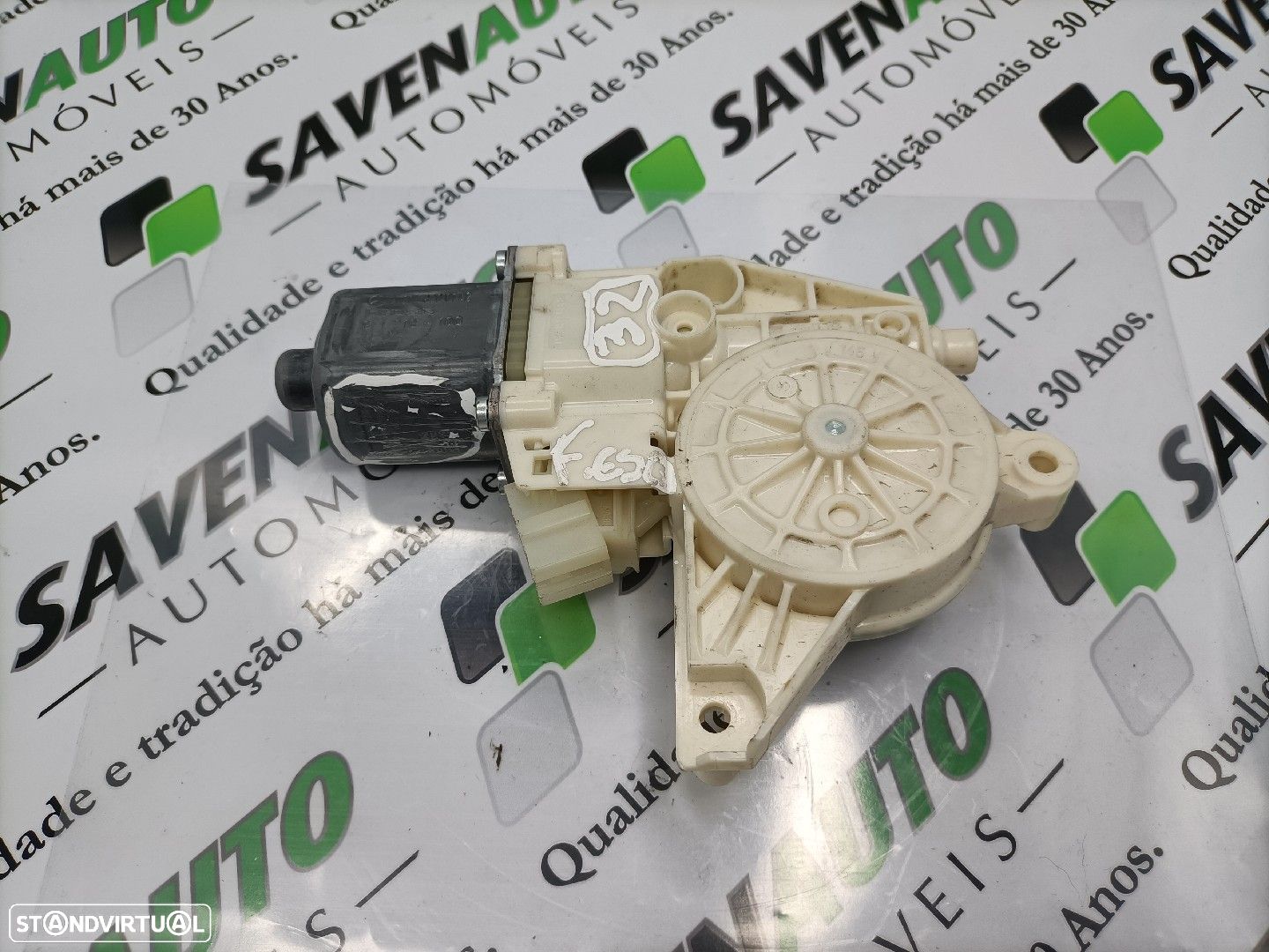Motor Elevador Frente Esquerdo Mercedes-Benz C-Class (W204) - 1