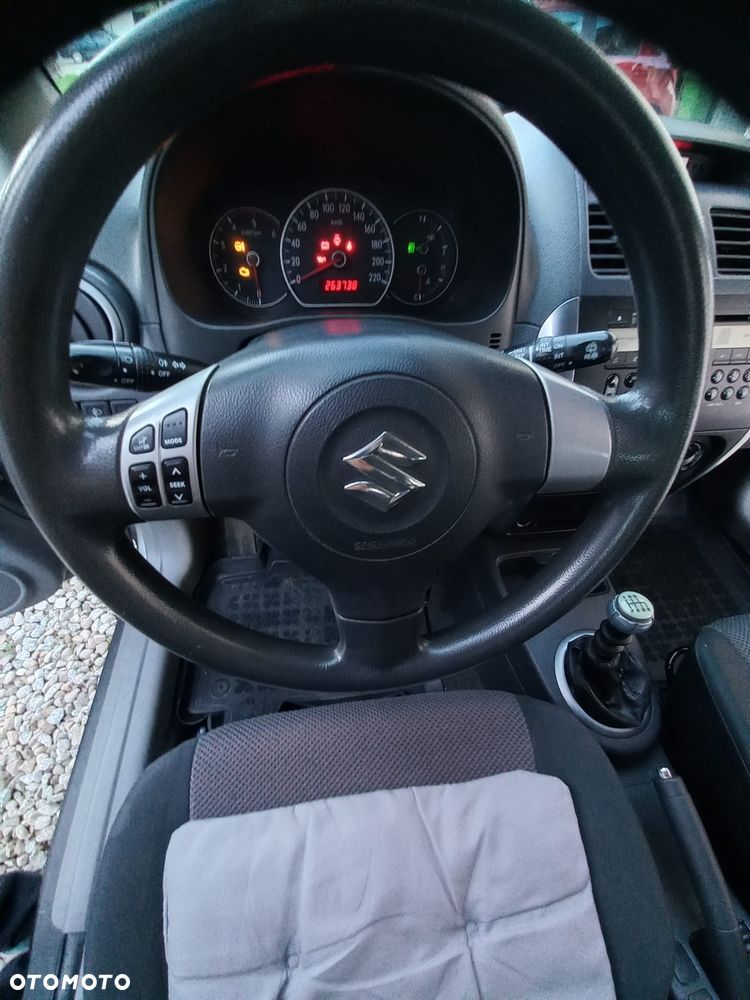 Suzuki SX4 1.9 DDiS 4WD GS / Premium - 14