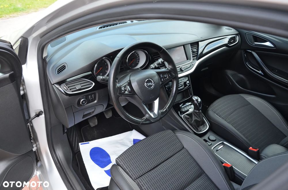 Opel Astra 1.2 T GS S&S - 22