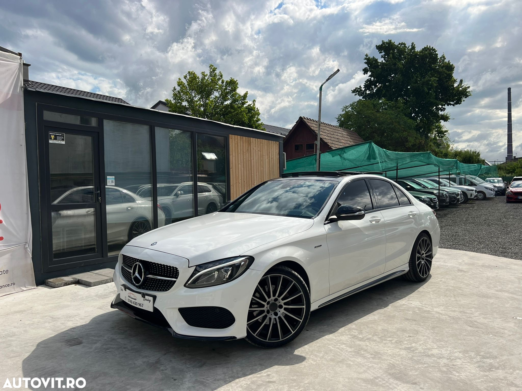 Mercedes-Benz C - 25