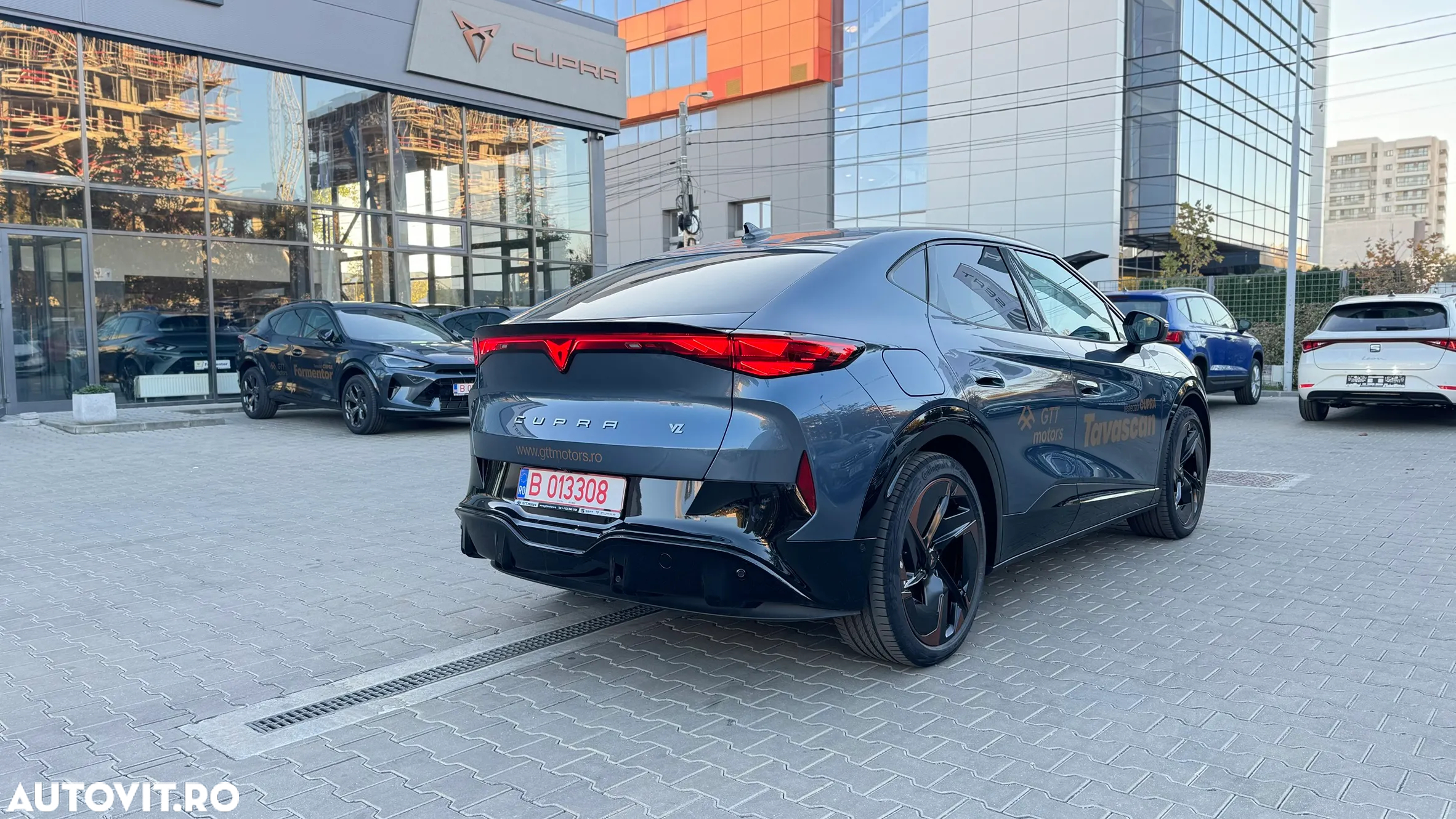 Cupra Tavascan - 3