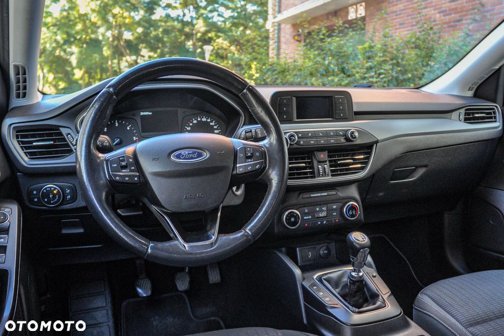Ford Focus - 9