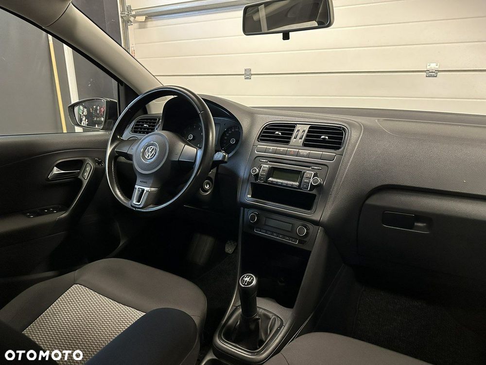 Volkswagen Polo - 10