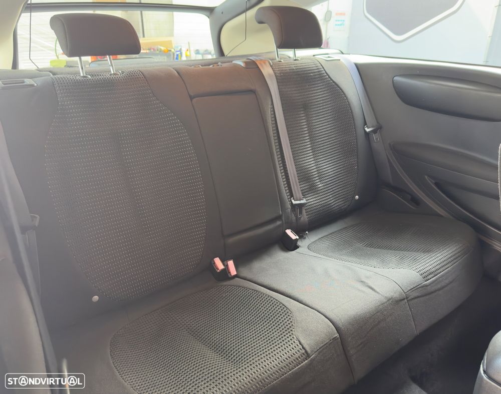 Citroën C4 1.4 16V VTR Pack - 6