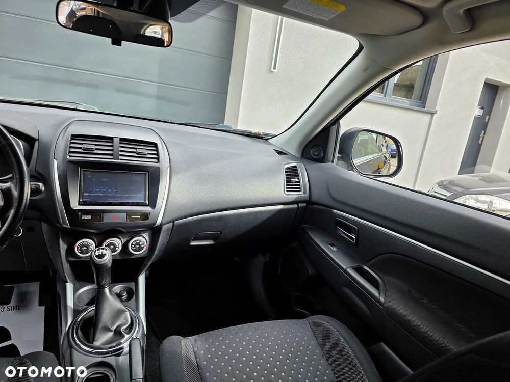 Mitsubishi ASX 1.6 2WD Instyle - 17