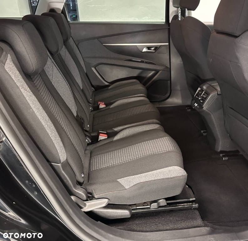 Peugeot 5008 1.5 BlueHDI Active S&S EAT8 - 8