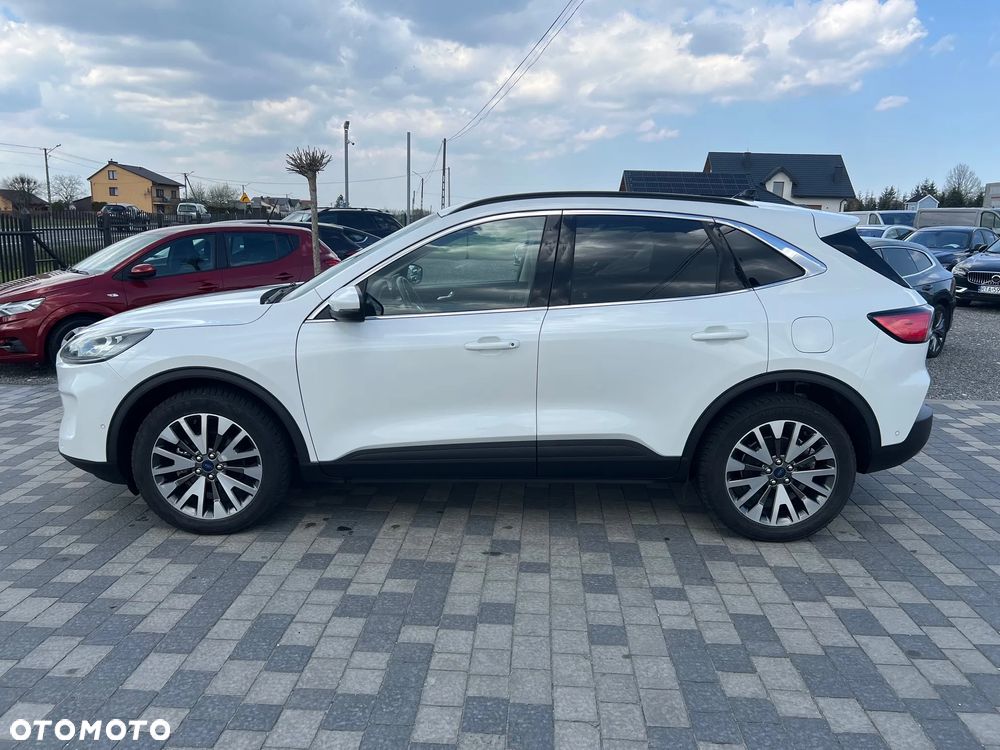 Ford Kuga 2.5 Duratec FHEV 4x4 TITANIUM - 2