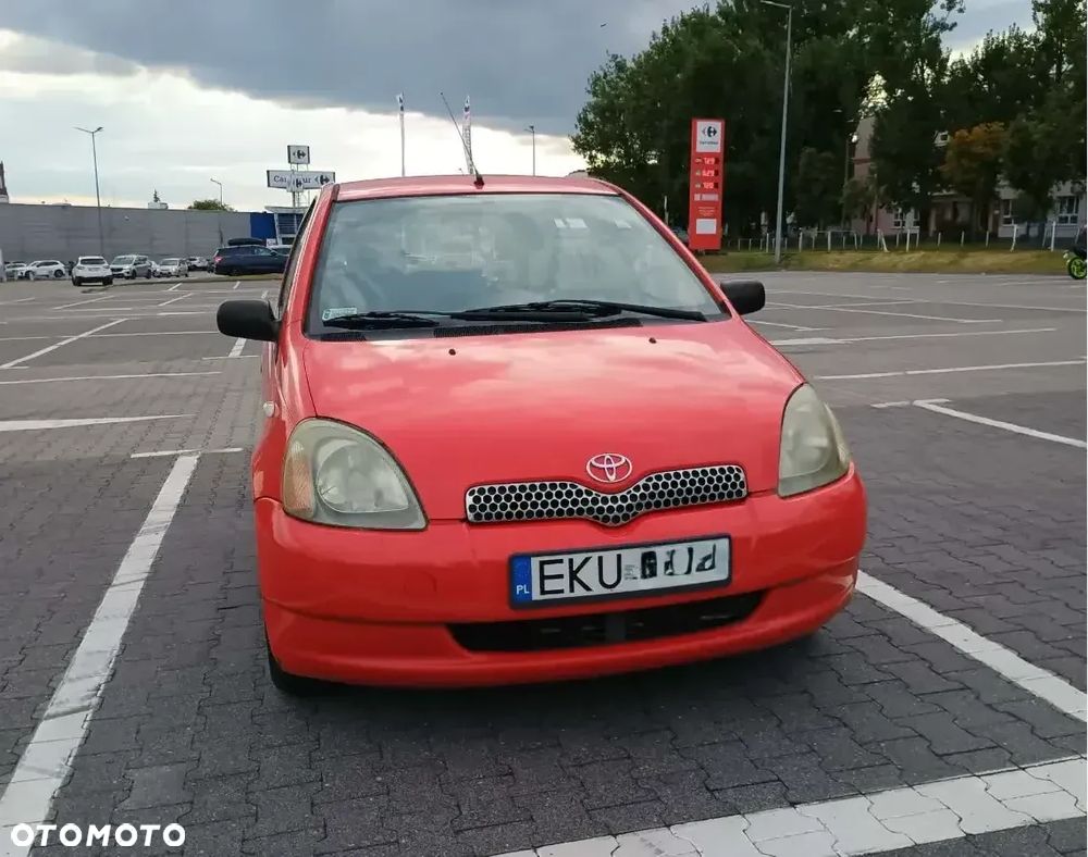 Toyota Yaris 1.0 Luna - 1