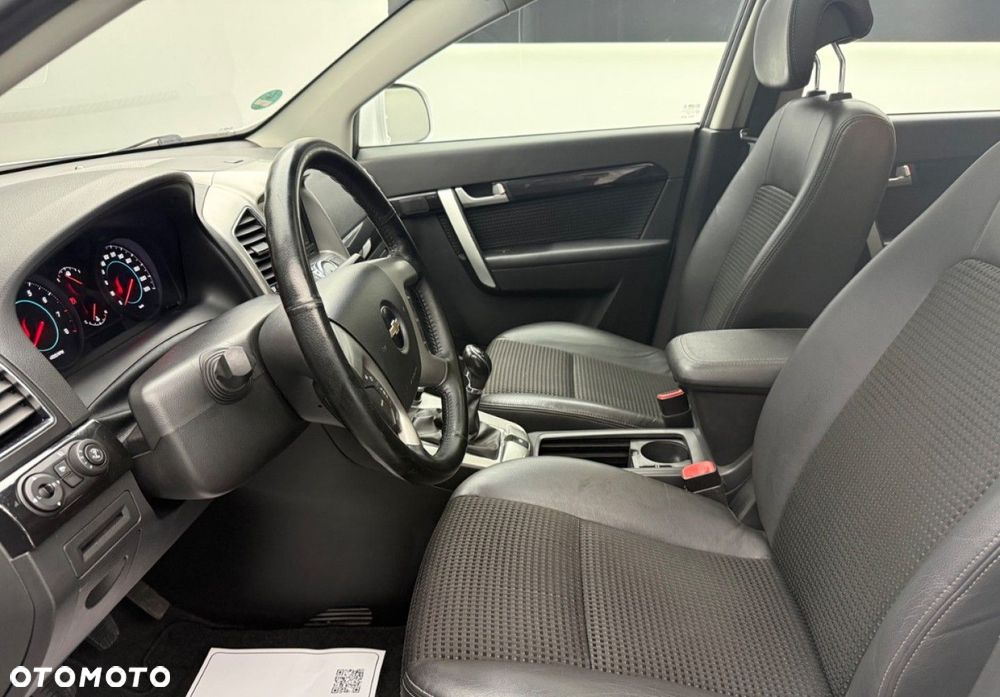 Chevrolet Captiva 2.4 LT - 24