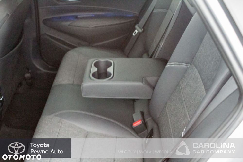 Toyota Corolla - 8
