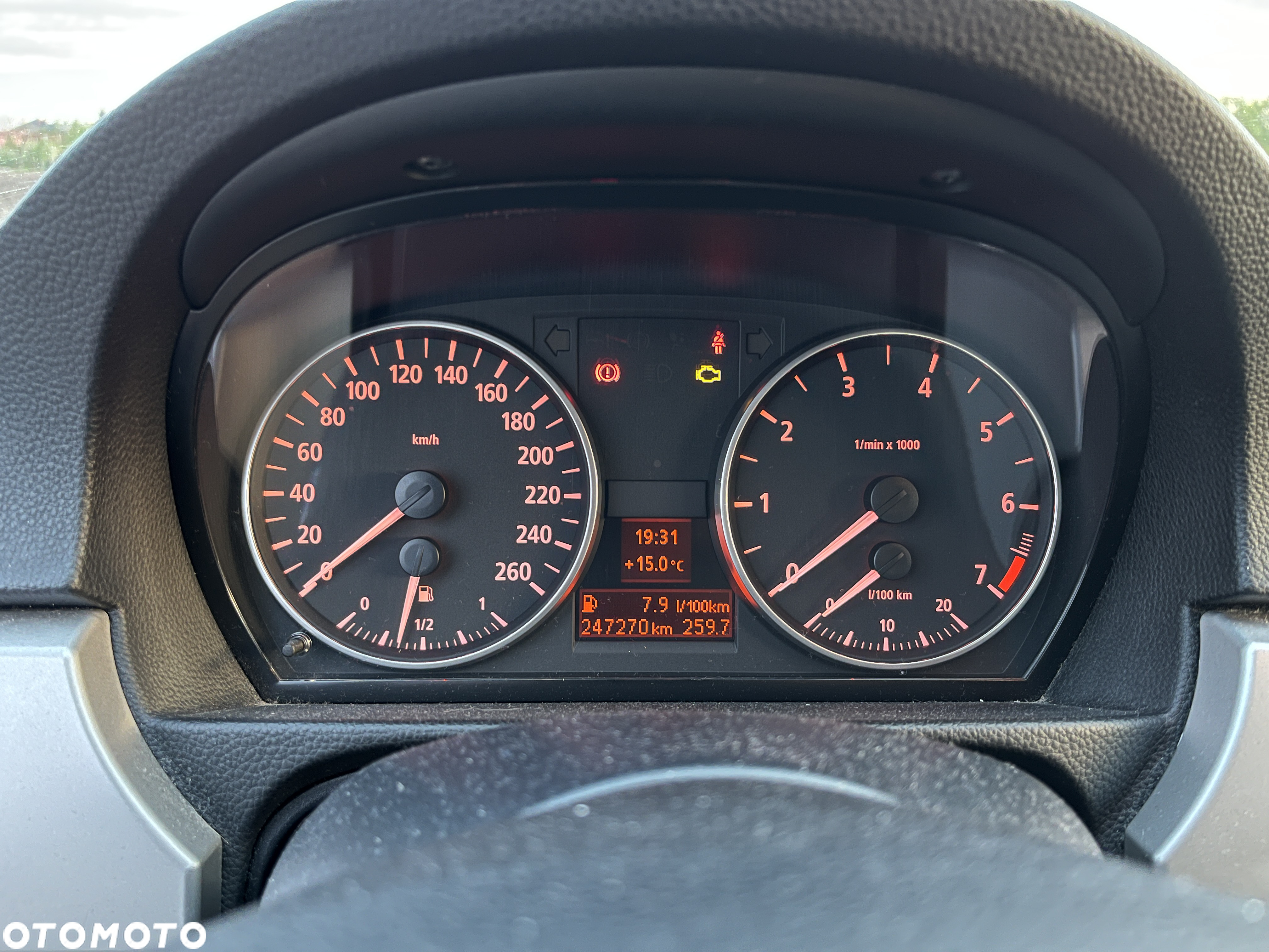 BMW Seria 3 318i - 11