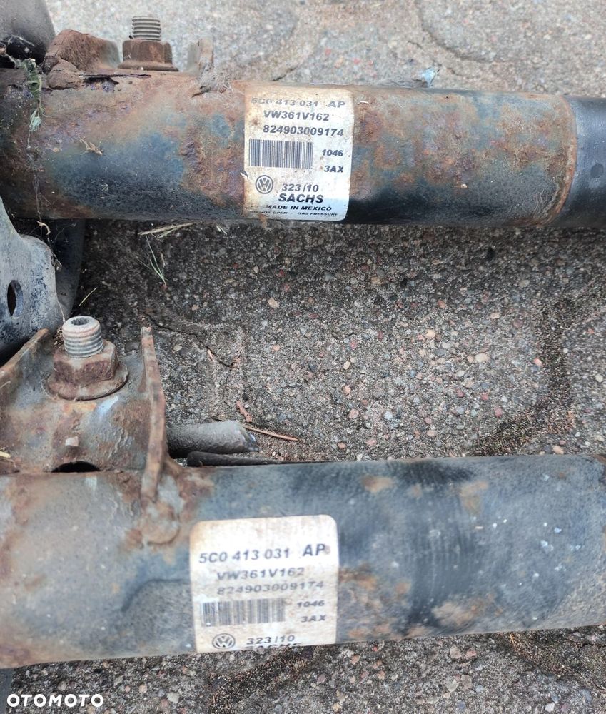 Jetta VI amortyzator 1,2TSI stan bdb Golf 2010-18r Volkswagen - 2