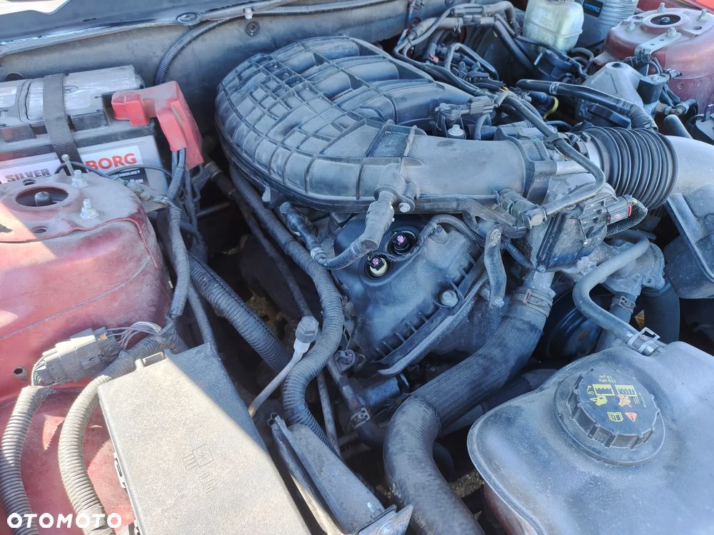 Ford Mustang 3.7 V6 Premium - 24