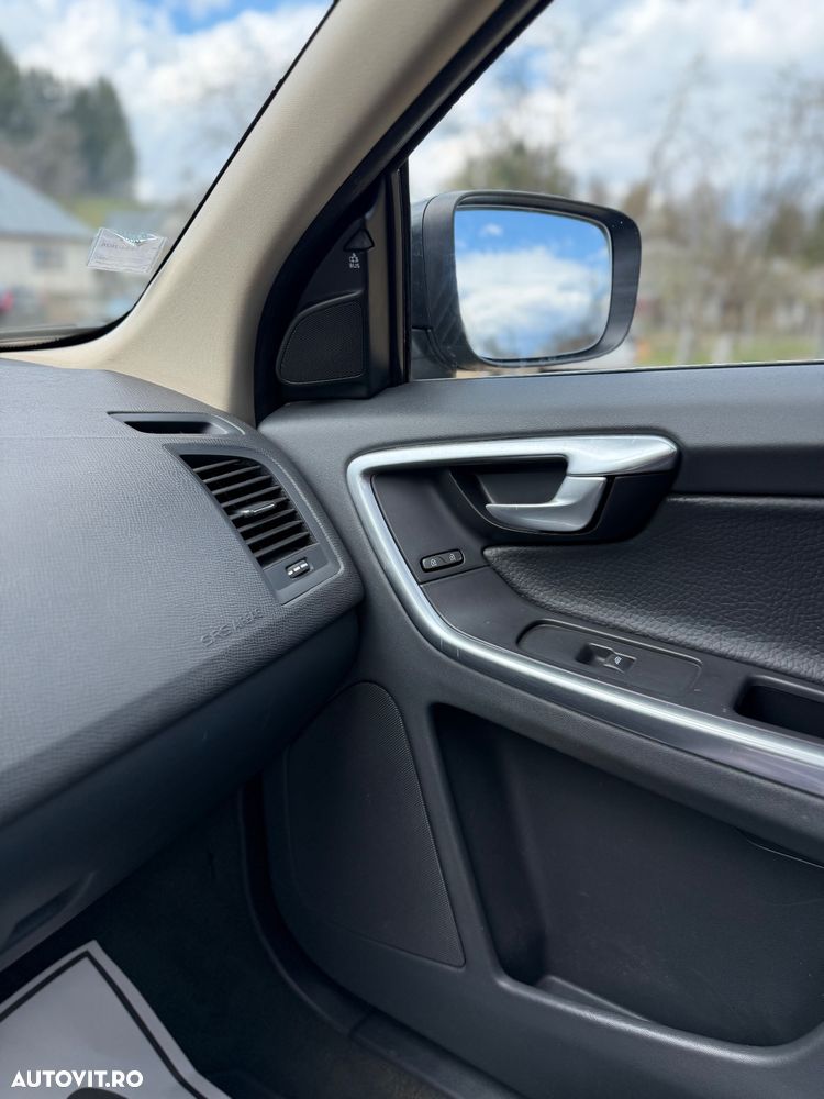 Volvo XC 60 D5 AWD Summum - 16