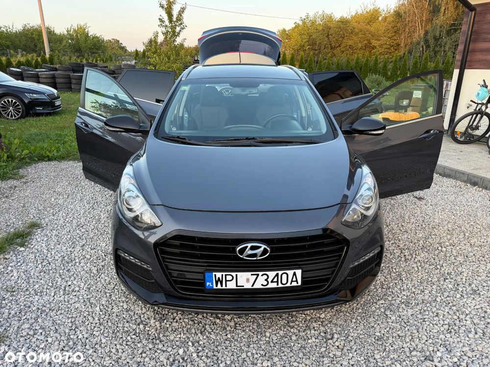 Hyundai i30 - 18