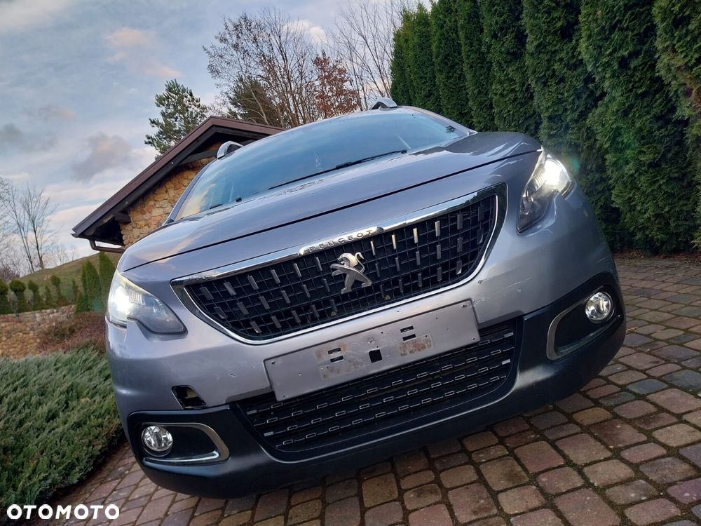 Peugeot 2008 - 11