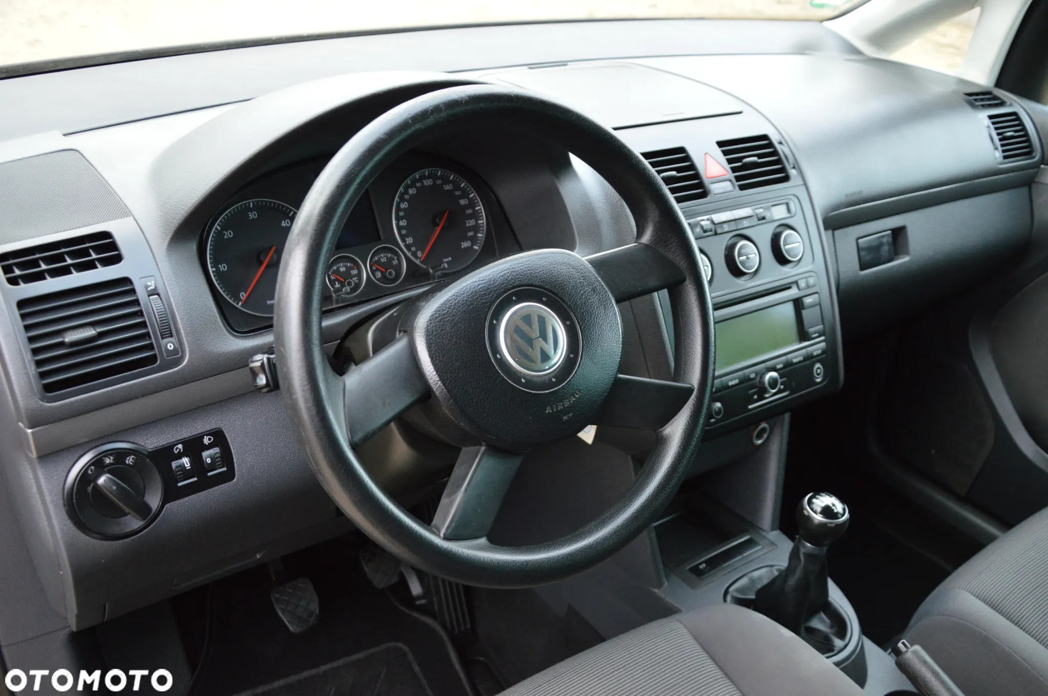 Volkswagen Touran 2.0 TDI Goal - 11