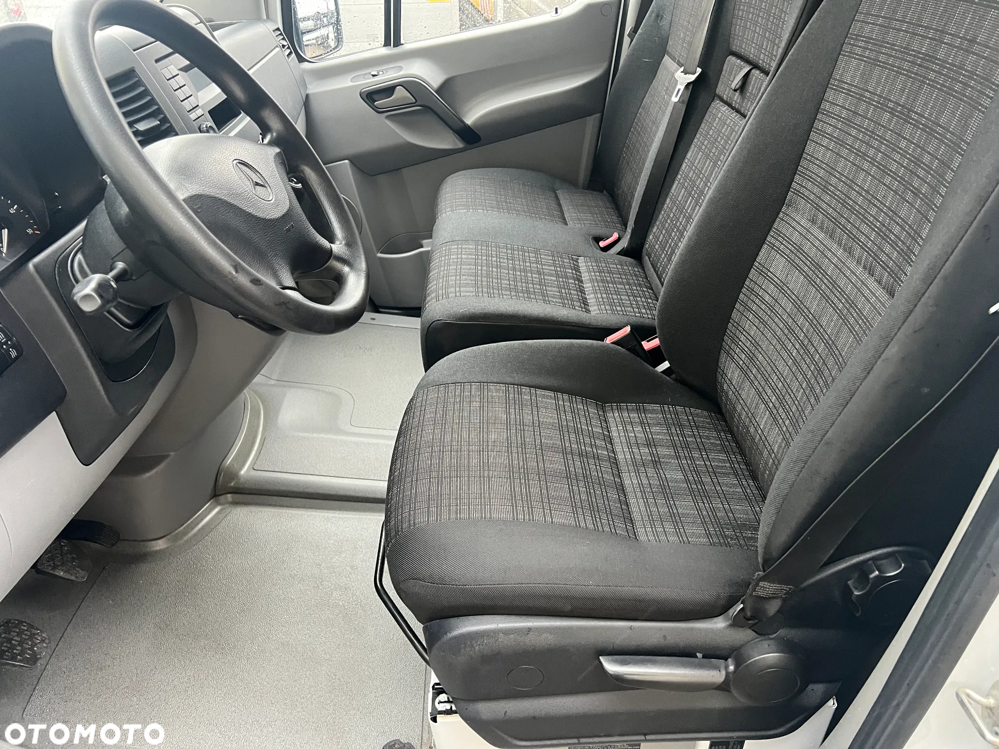 Mercedes-Benz Sprinter L2H1 - 21