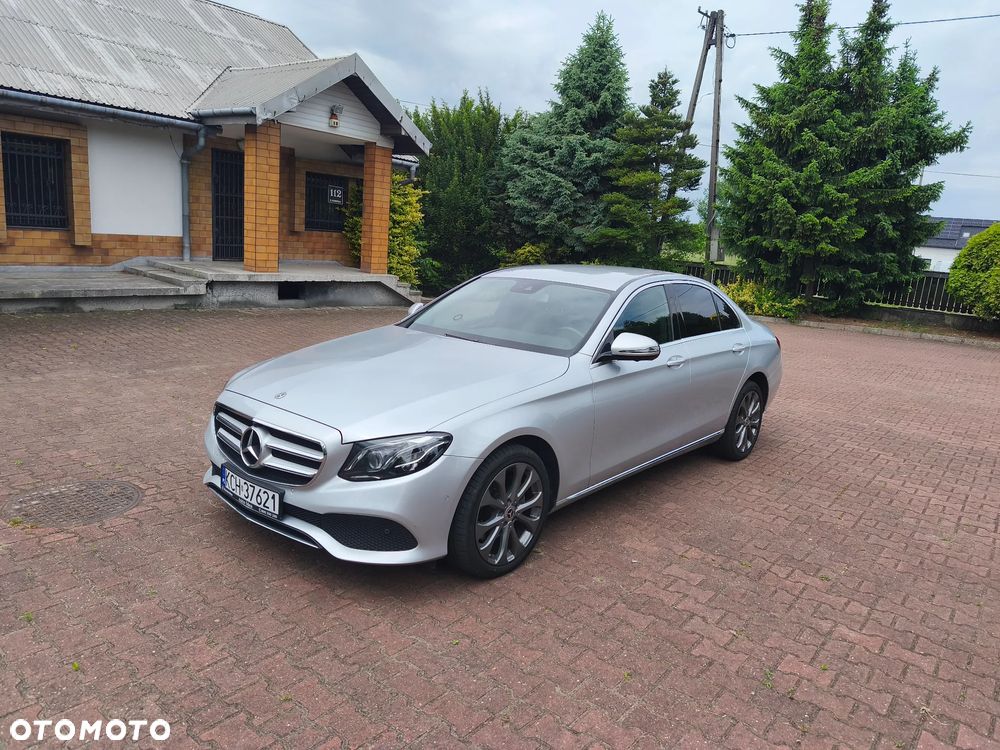 Mercedes-Benz Klasa E 220 d 4-Matic 9G-TRONIC - 1