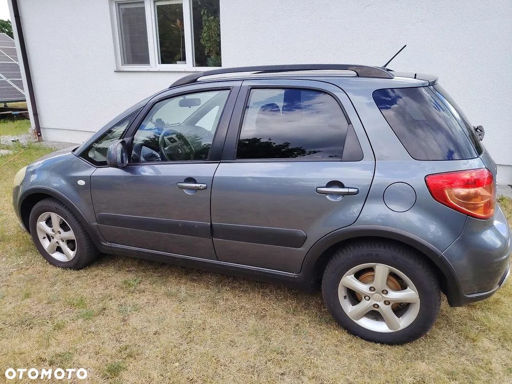 Suzuki SX4 1.6 VVT 4x2 Comfort - 3