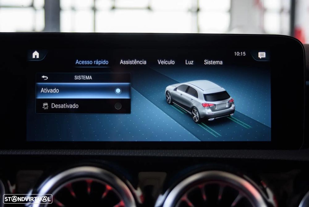 Mercedes-Benz A 180 d AMG Line - 40