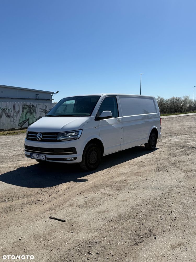 Volkswagen Transporter T6 - 6