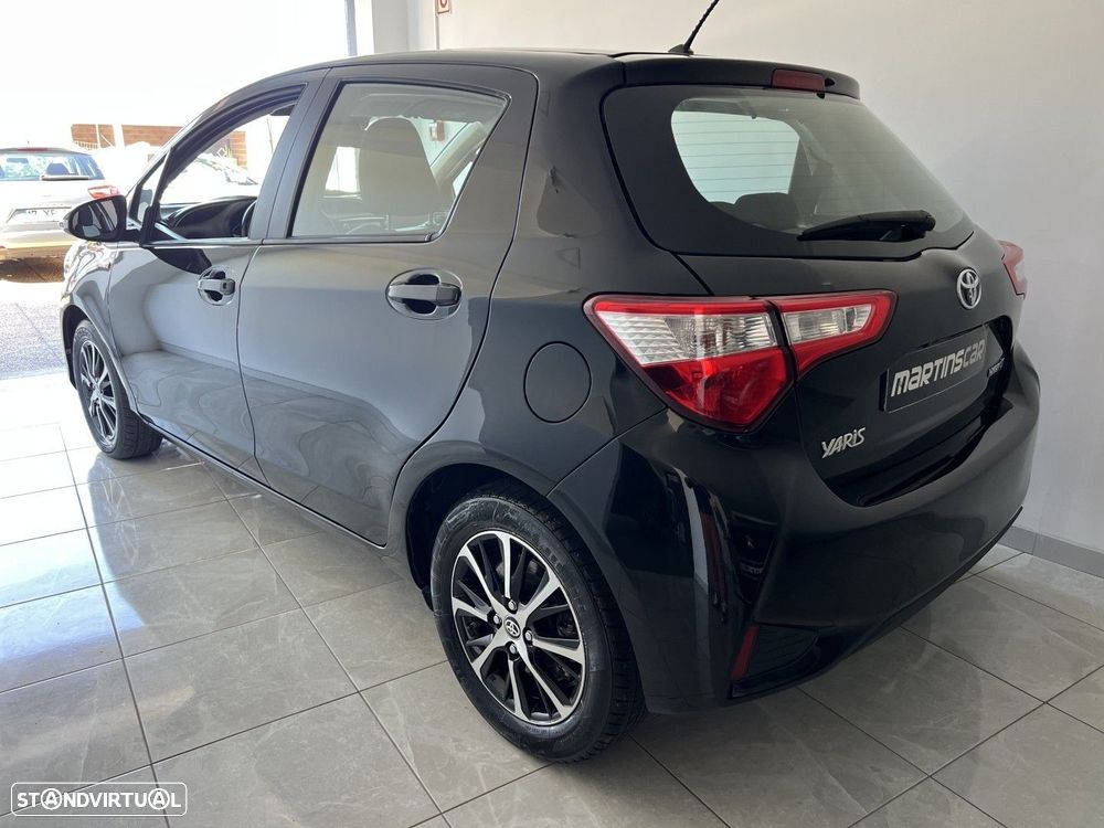 Toyota Yaris 1.5 HSD Comfort+P.Style - 6
