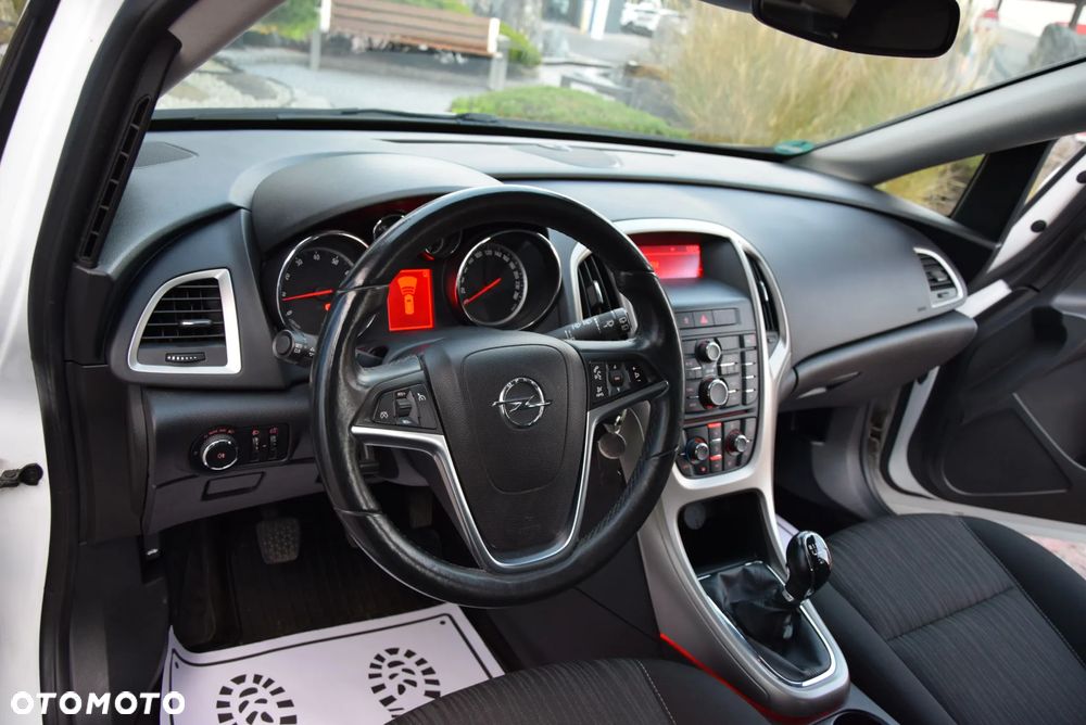 Opel Astra - 18