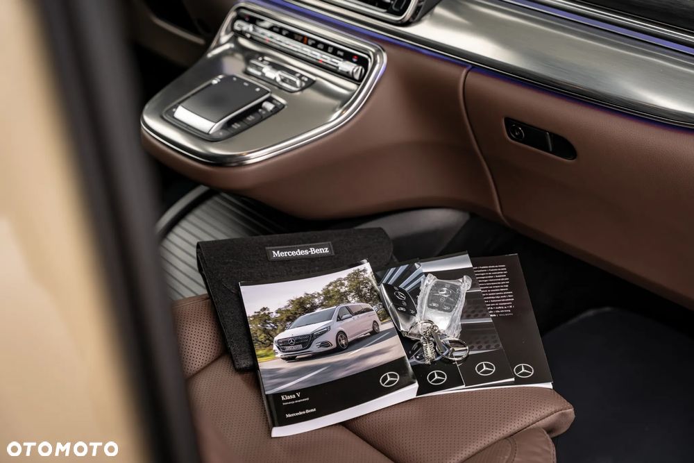 Mercedes-Benz Klasa V 300 d 4-Matic 9G-Tronic Exclusive (ekstra d³) - 40