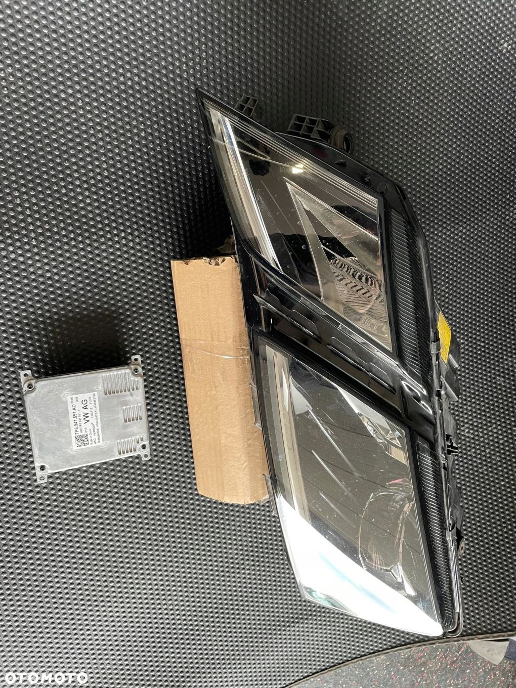 LAMPA FULL LED SKODA OCTAVIA III lift 5E1941015D EUROPA cala KOMPLETNA - 2