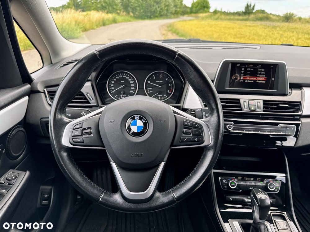 BMW Seria 2 218d Sport-Aut Advantage - 33