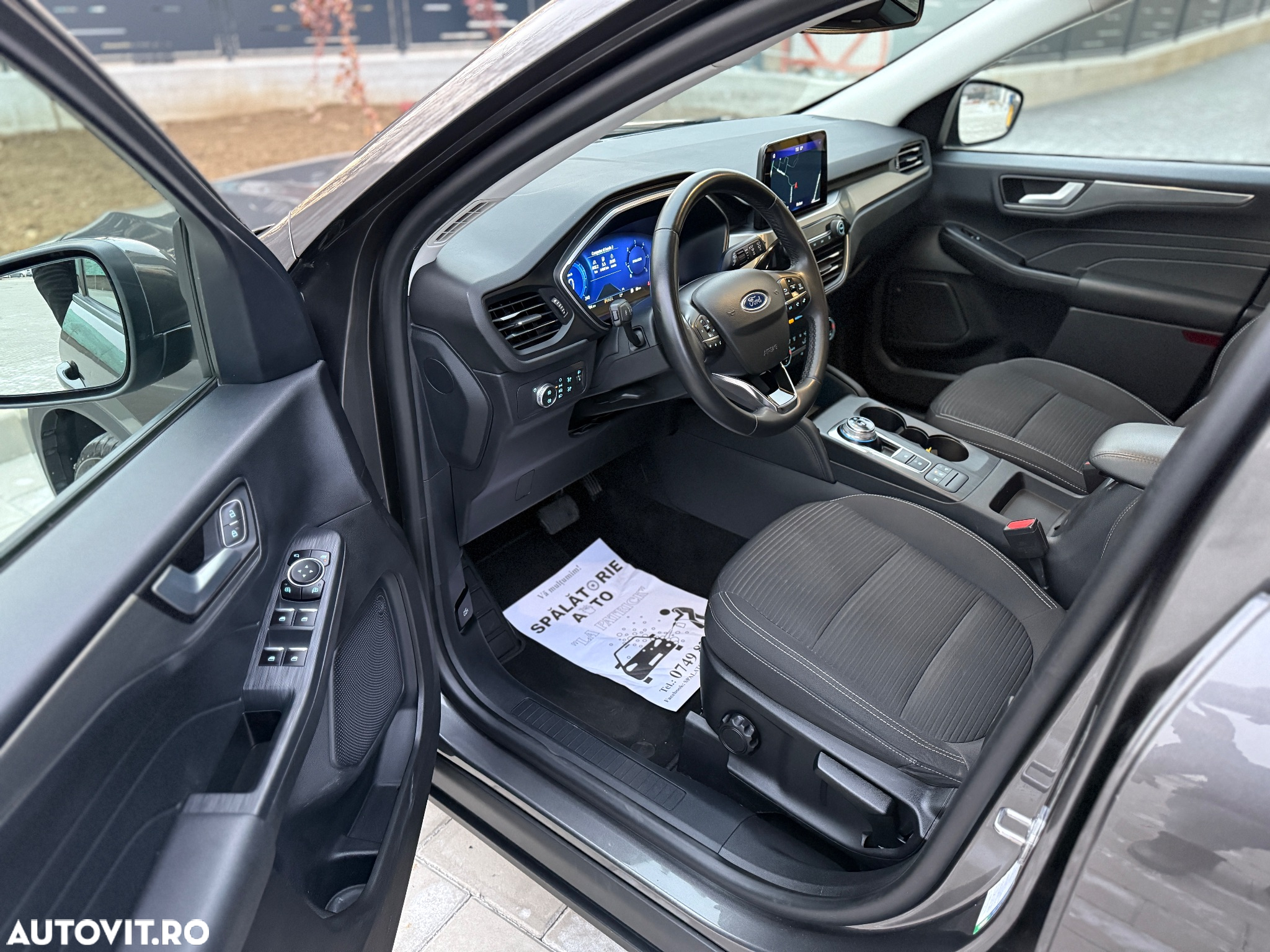 Ford Kuga 1.5 EcoBlue Aut. TITANIUM - 20