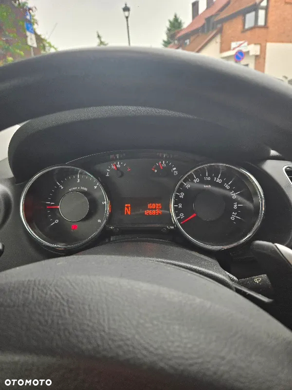 Peugeot 3008 e-HDi 115 ETG6 Stop&Start Allure - 11