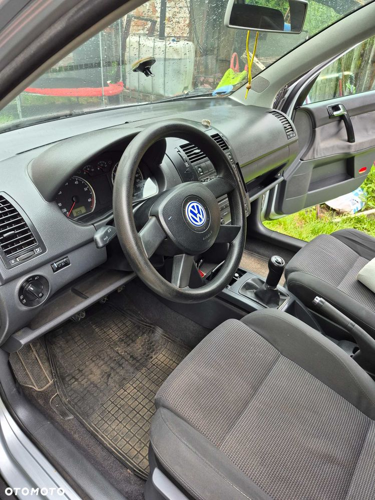 Volkswagen Polo - 5