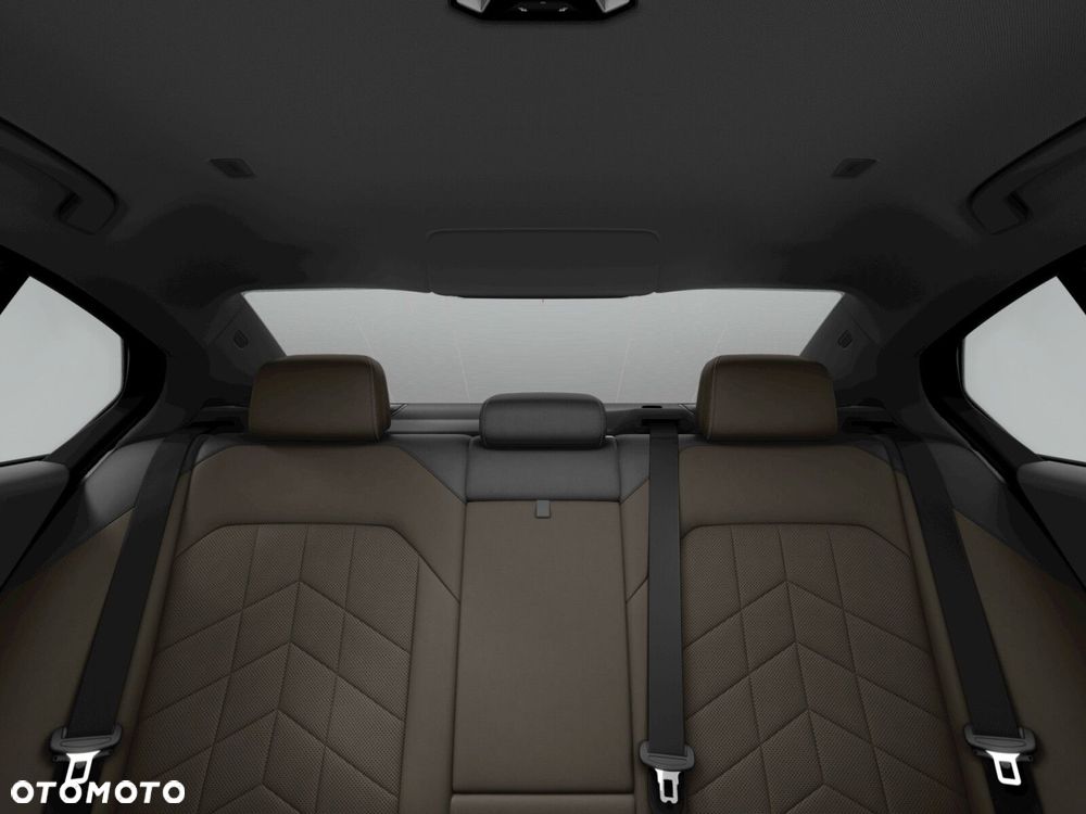 BMW Seria 5 520d xDrive mHEV M Sport - 11