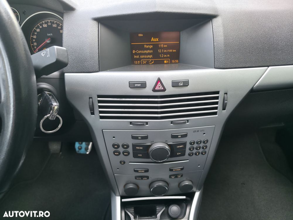 Opel Astra 1.4i 16V Club - 14