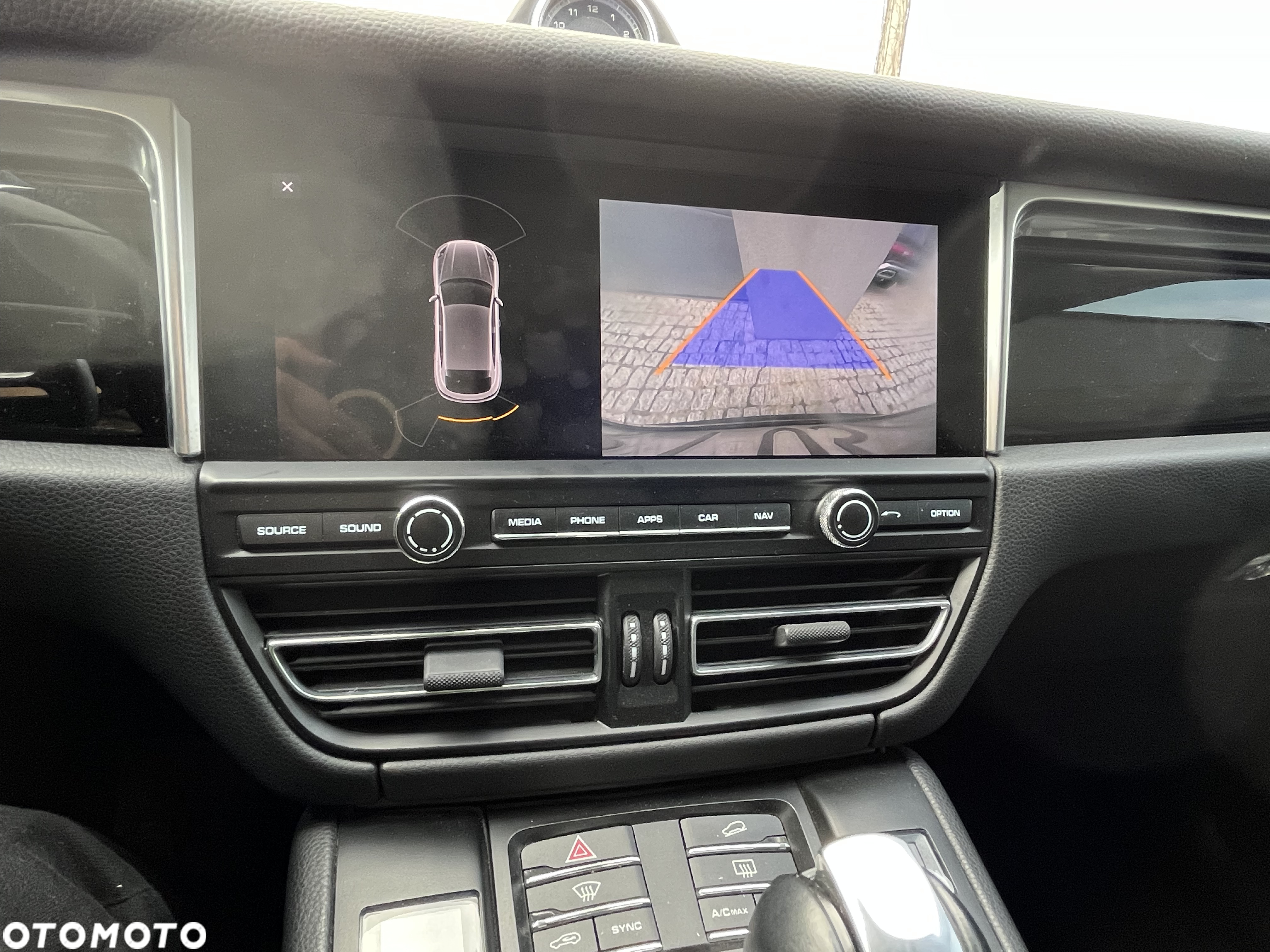 Porsche Macan Standard - 14