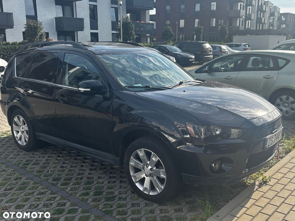 Mitsubishi Outlander 2.0 DID Instyle NAVI - 6