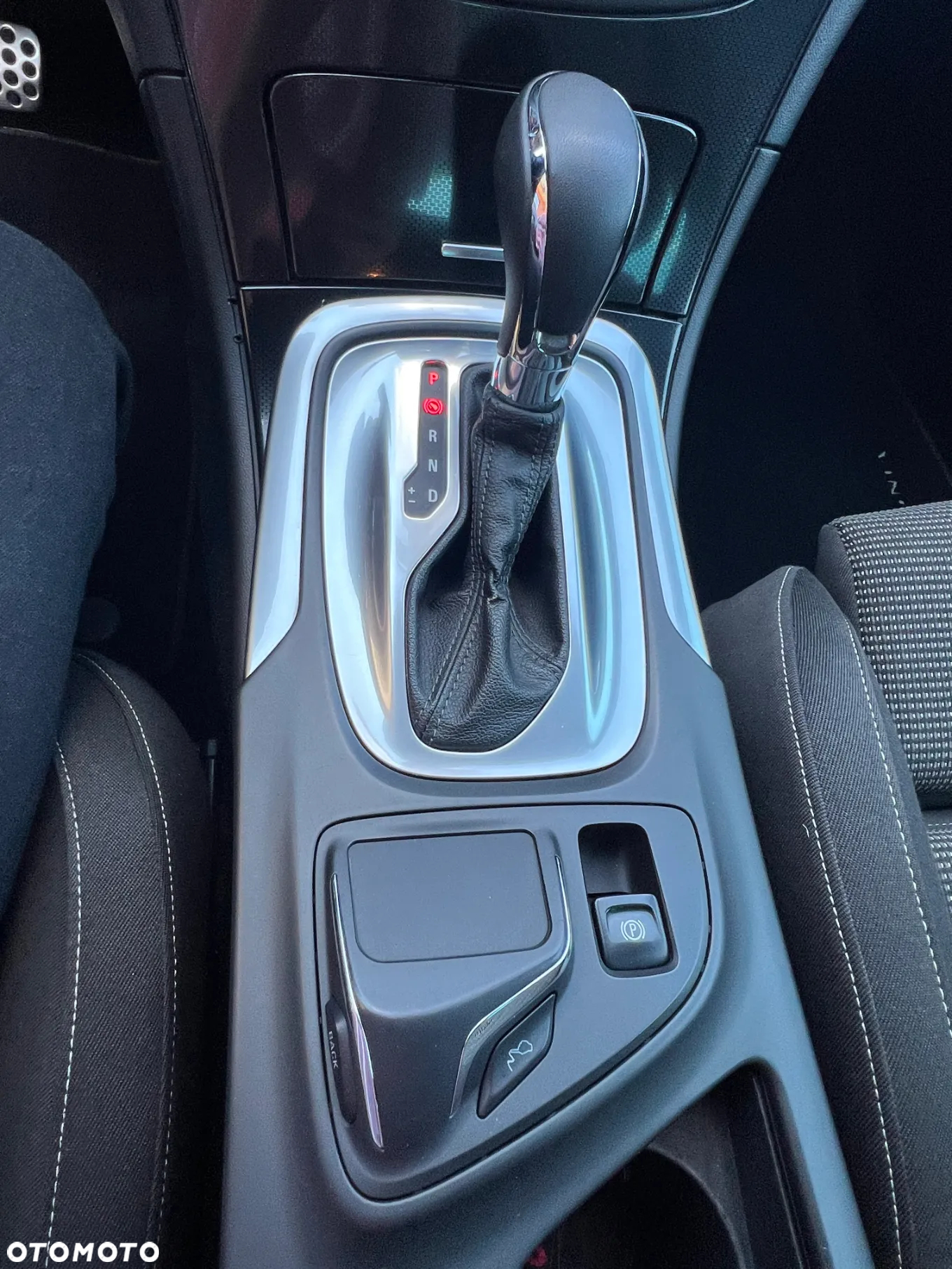 Opel Insignia 2.0 T Cosmo 4x4 - 9