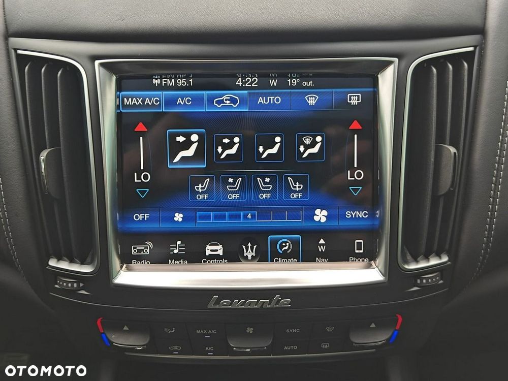 Maserati Levante - 14