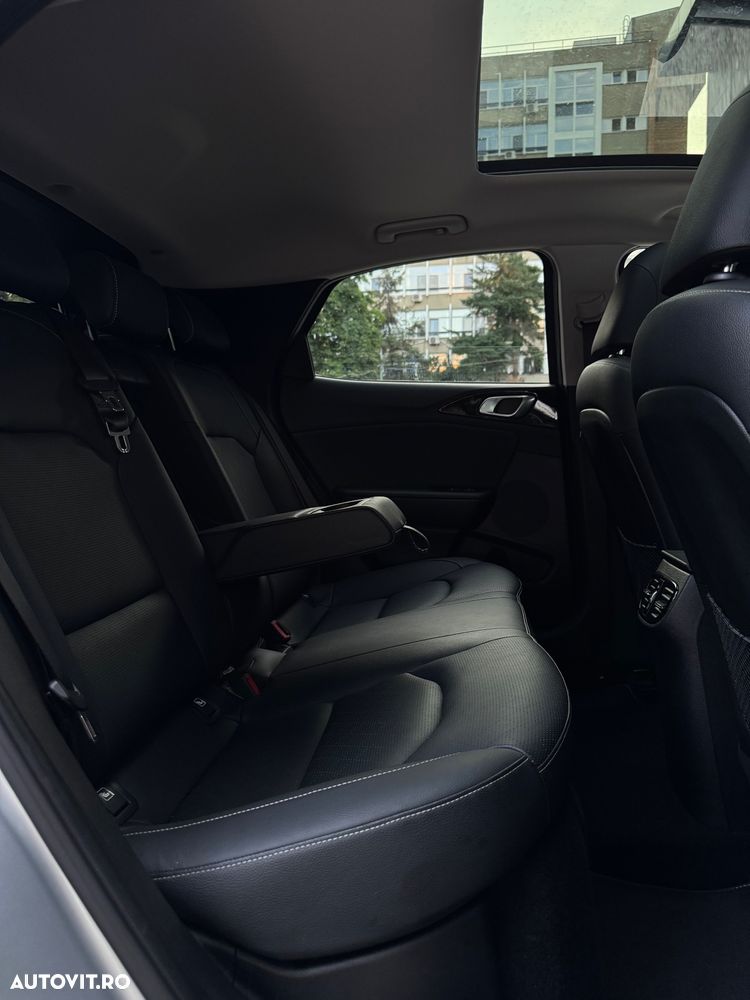Kia XCeed - 14