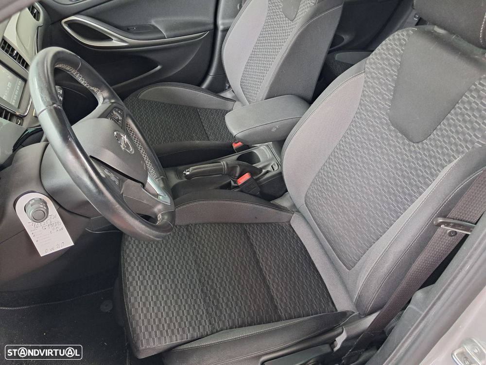 Opel Astra Sports Tourer 1.4 T GS Line CVT S/S - 12
