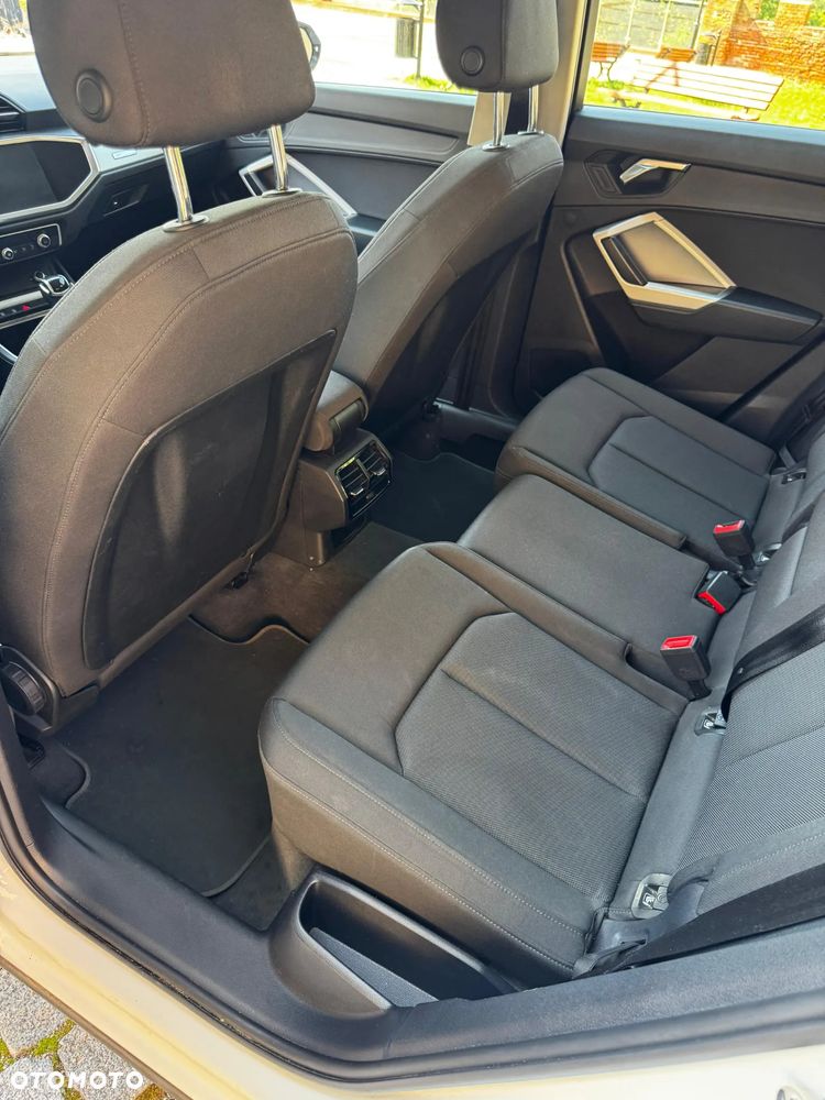 Audi Q3 35 TFSI Advanced S tronic - 16