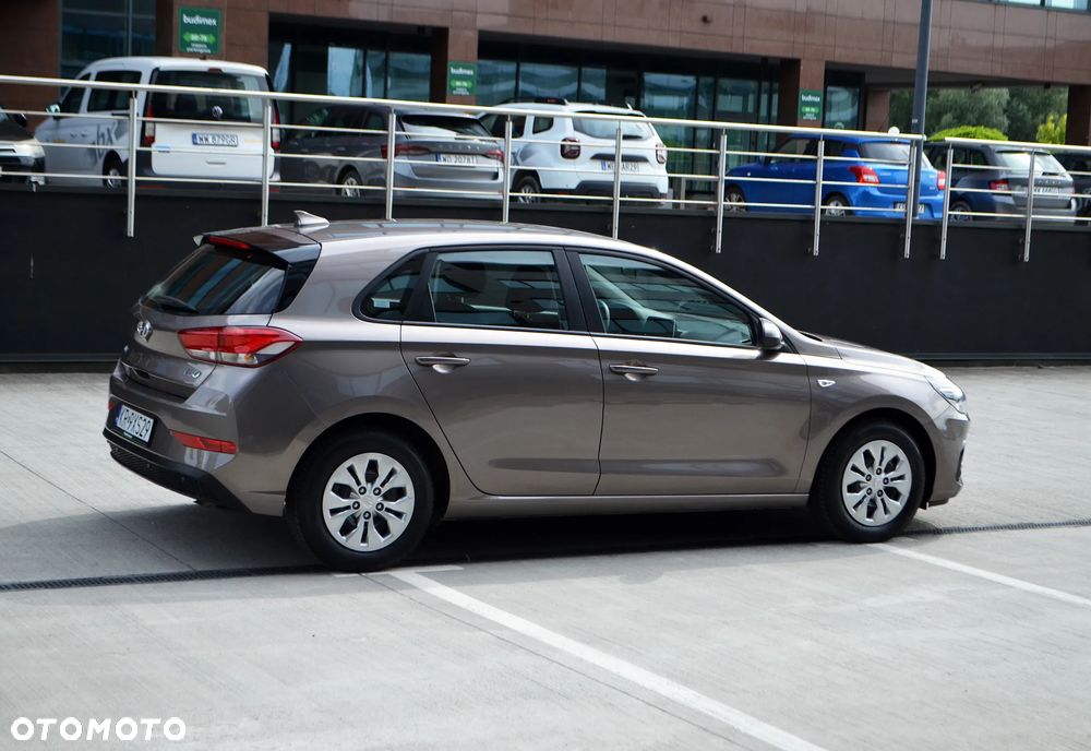 Hyundai i30 1.5 DPI Modern - 27