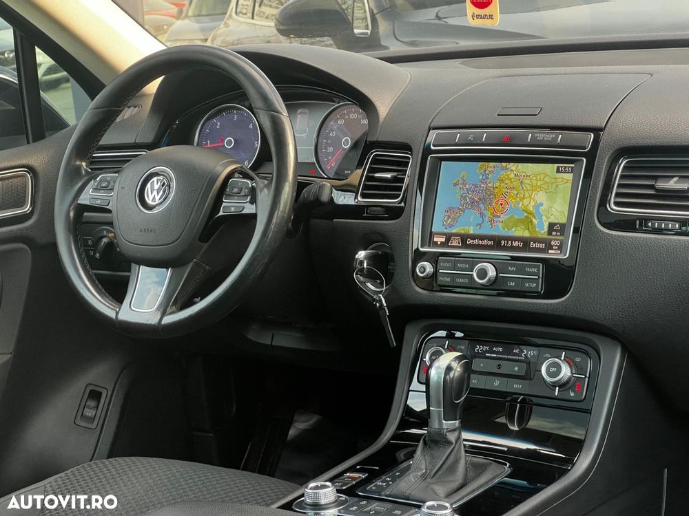 VOLKSWAGEN Touareg 2015 — imagine 30