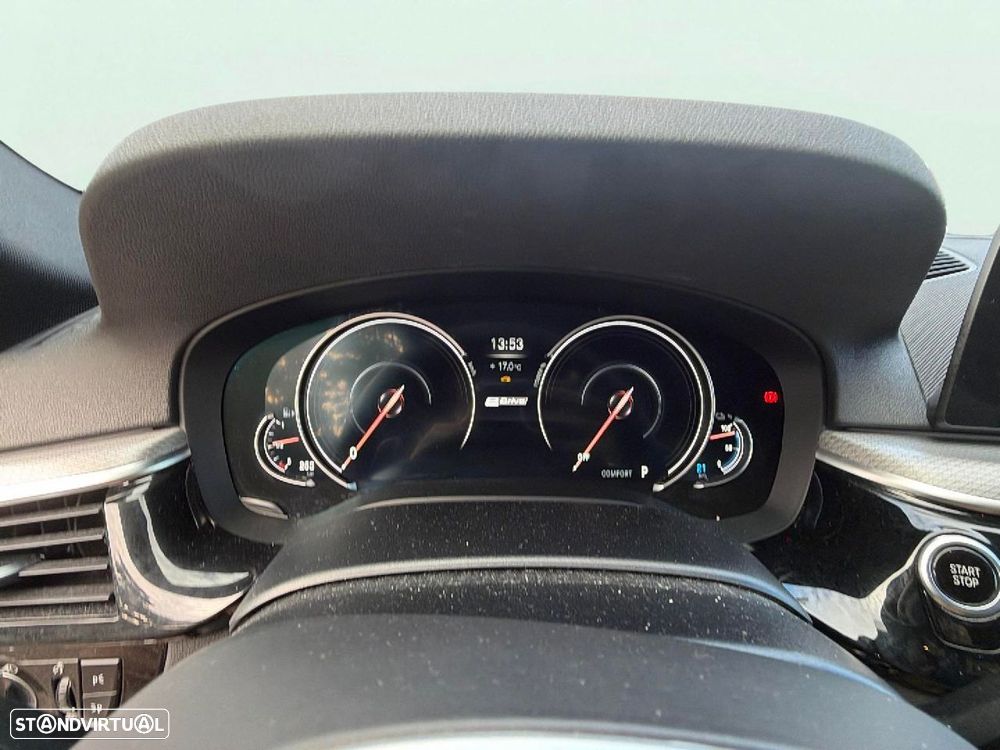BMW 530 e iPerformance Pack M - 12