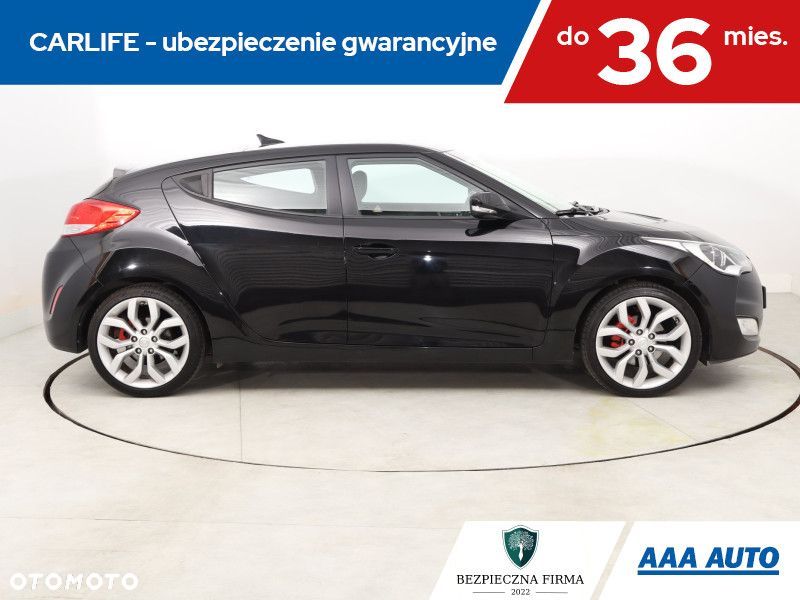 Hyundai Veloster - 8