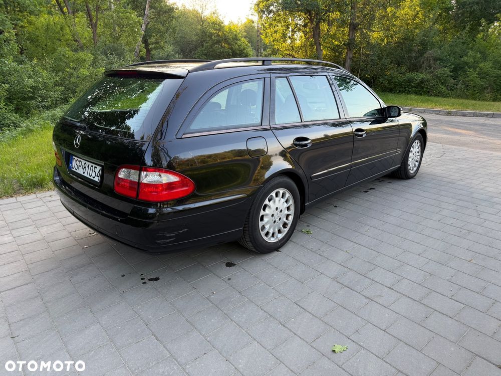 Mercedes-Benz Klasa E 280 CDI Classic DPF - 4